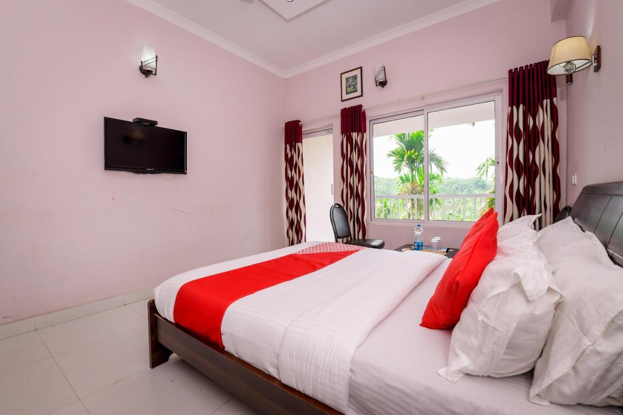 Wayanadia Resort Hotel Ambalavayal Exterior photo